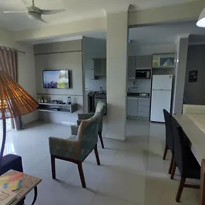 Apartamento Centro, 02 Dorm, ótima Localização, Bombinhas